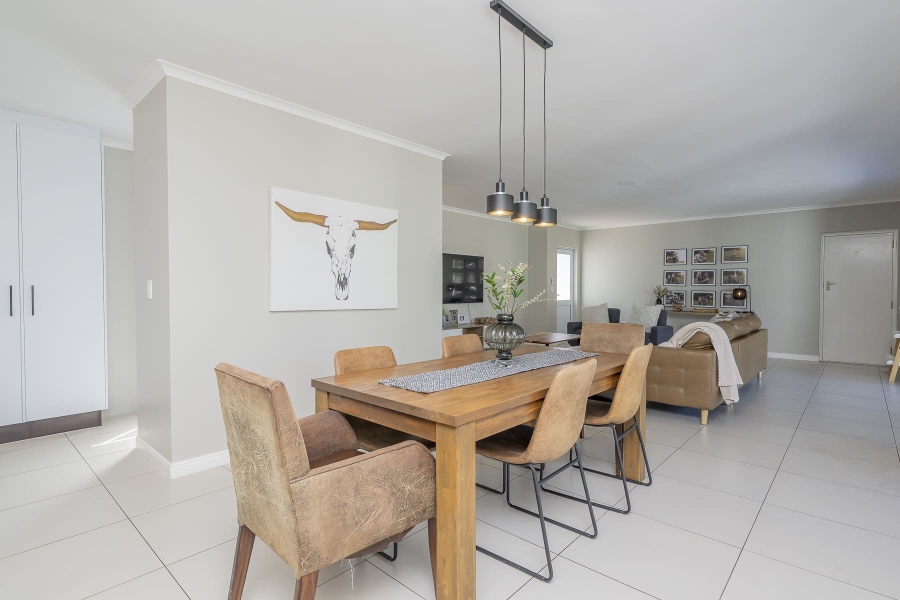 4 Bedroom Property for Sale in Pinehurst Western Cape